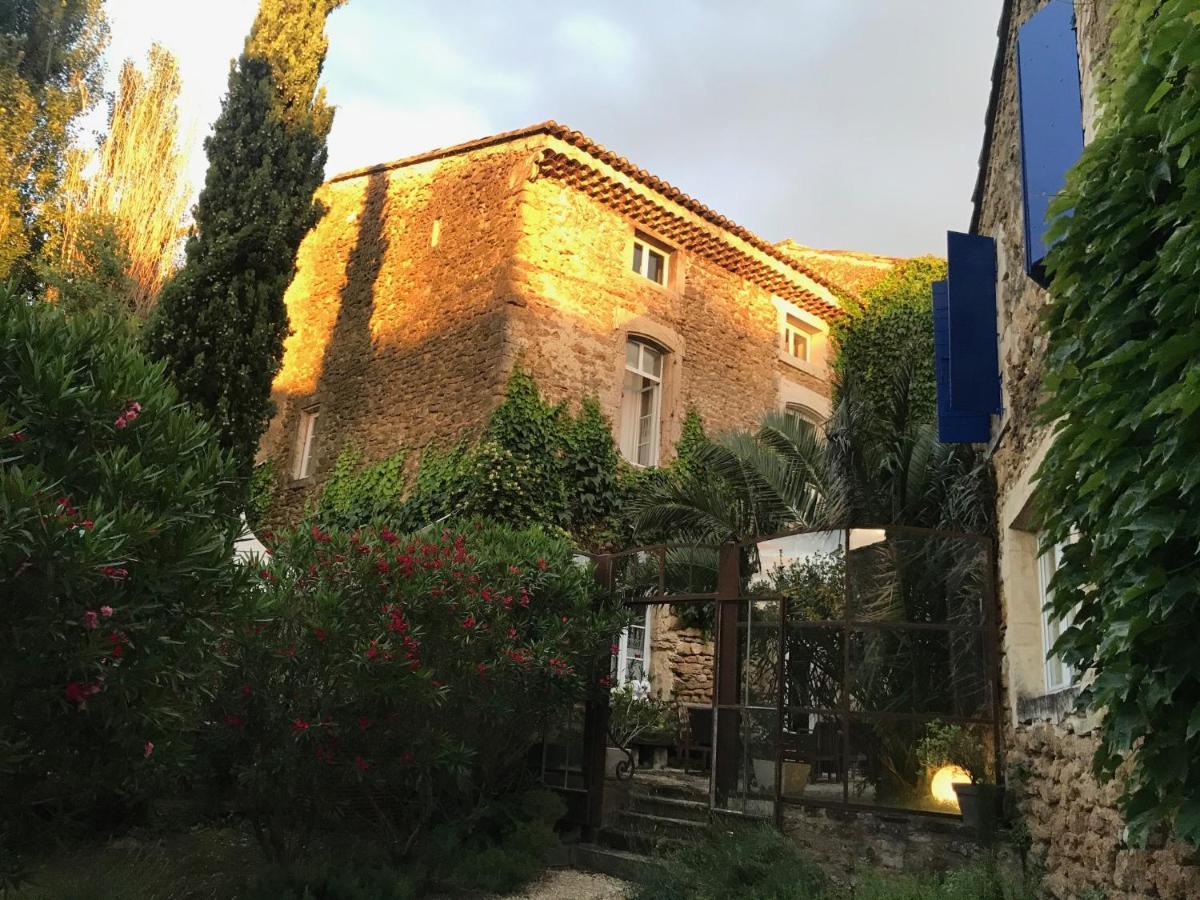 Les Aiguieres En Provence Panzió Suze-la-Rousse Kültér fotó