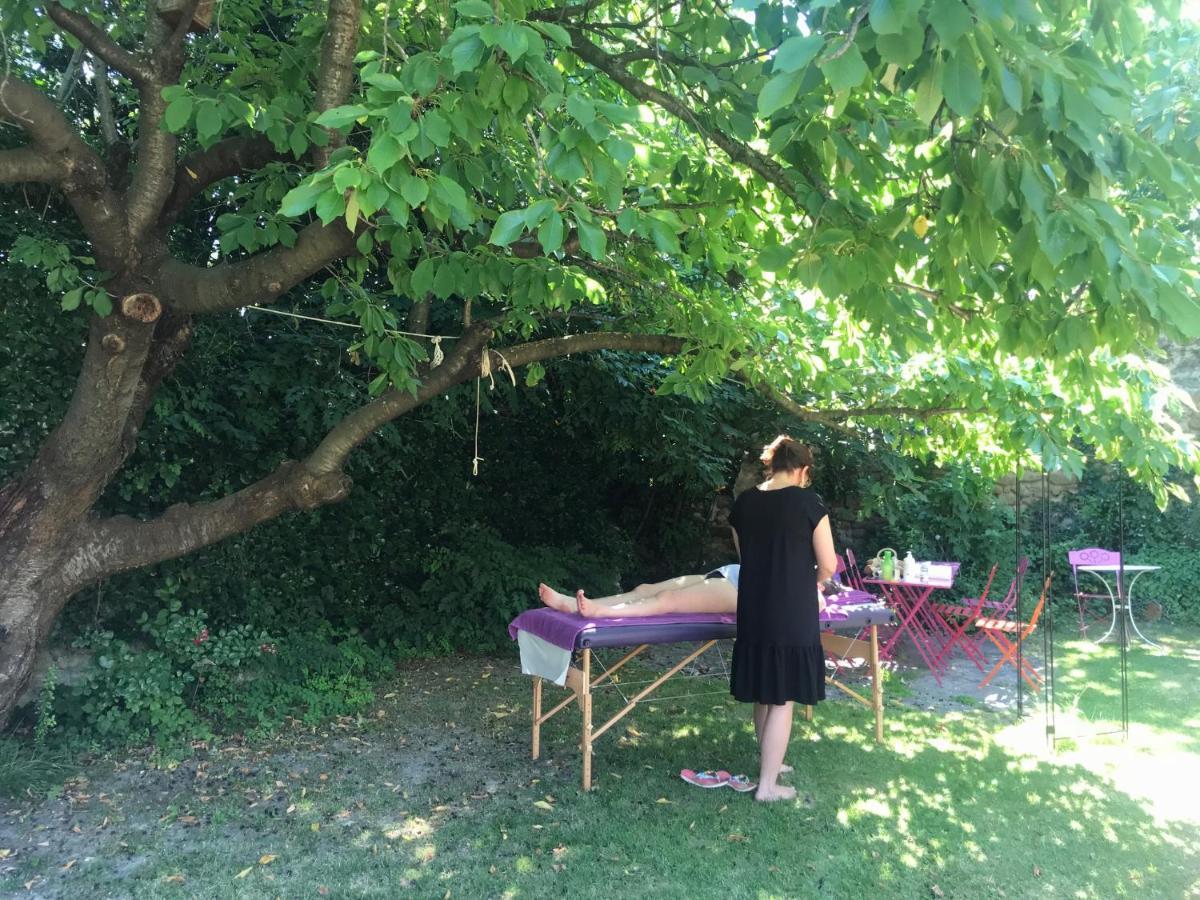 Les Aiguieres En Provence Panzió Suze-la-Rousse Kültér fotó